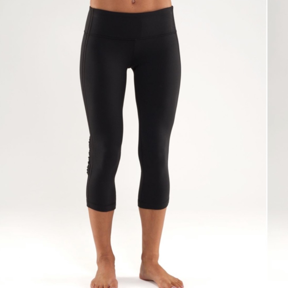 Lululemon Wunder Under Crop Ruffle Leggings Size 6 - Picture 1 of 11
